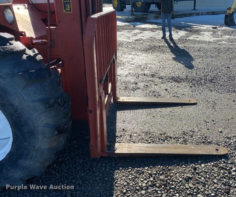 image for item DL6952 1983 Manitou T802TC  forklift