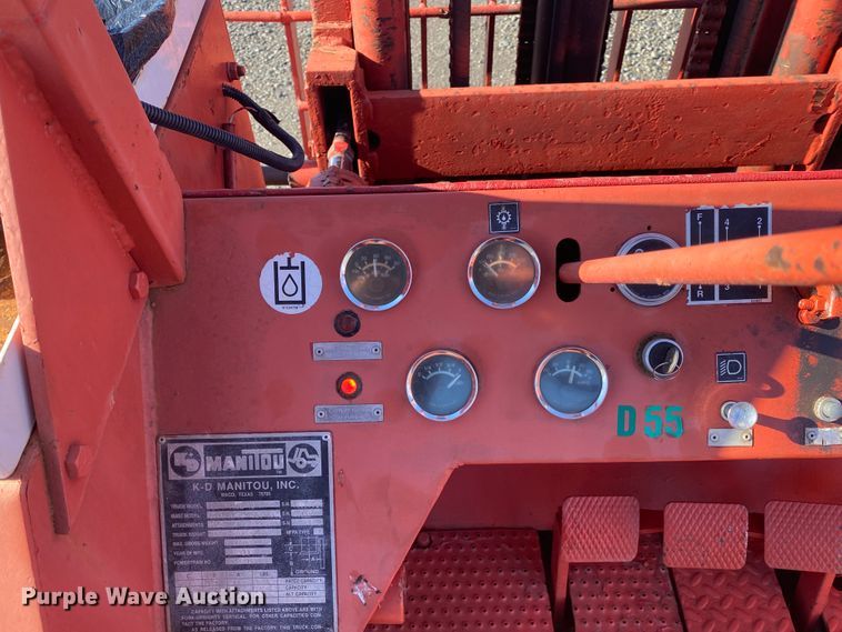 image for item DL6952 1983 Manitou T802TC  forklift