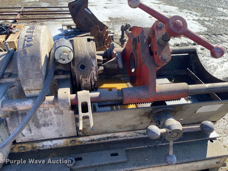 image for item DL6955 Toledo Beaver Tools 999RW  bolt threader