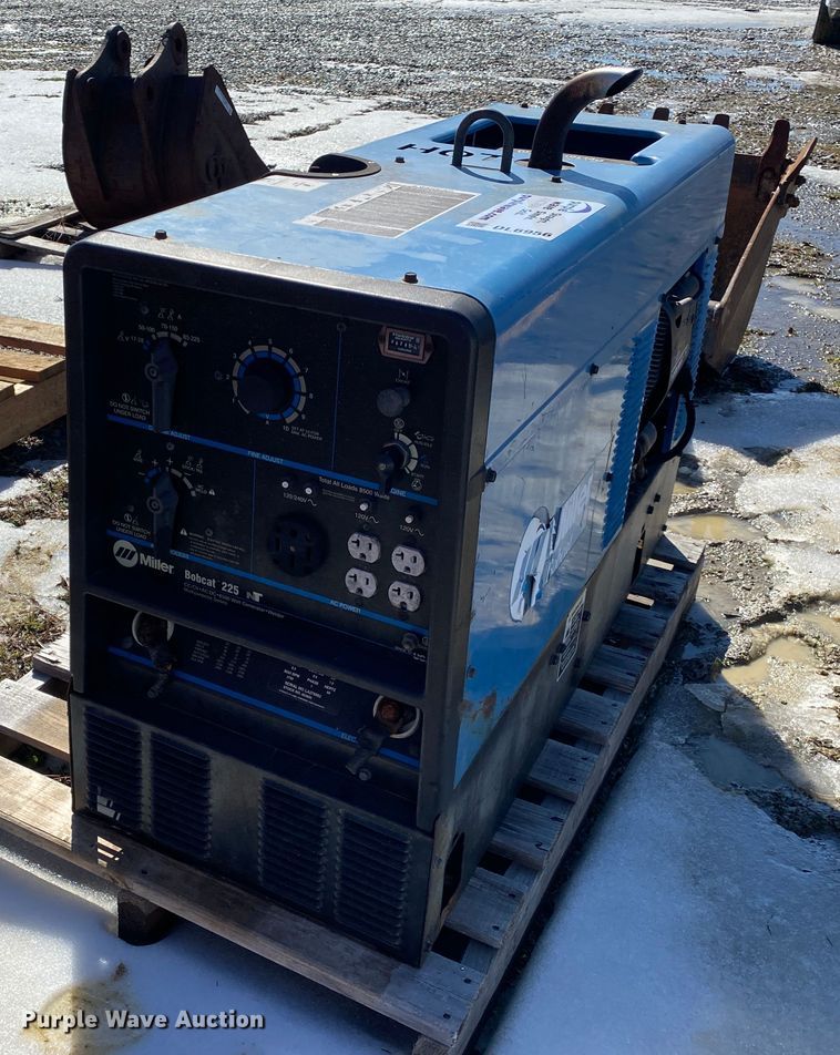 image for item DL6956 Miller Bobcat 225  welder