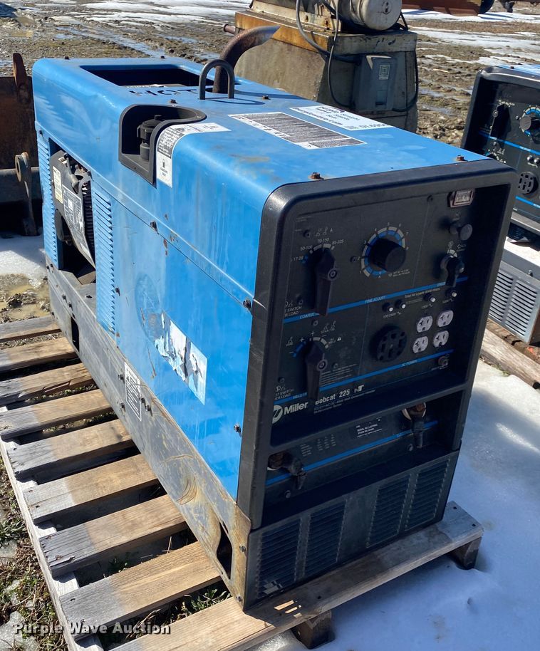 image for item DL6956 Miller Bobcat 225  welder
