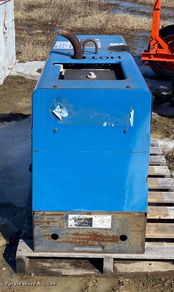 image for item DL6956 Miller Bobcat 225  welder