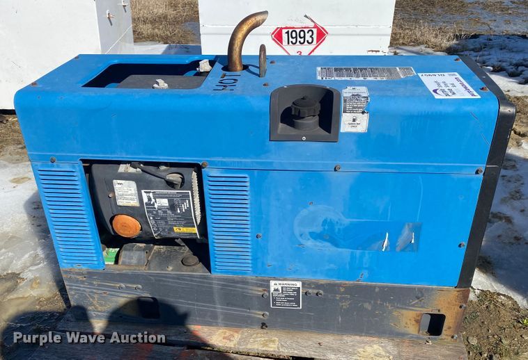 image for item DL6957 Miller Bobcat 225  welder