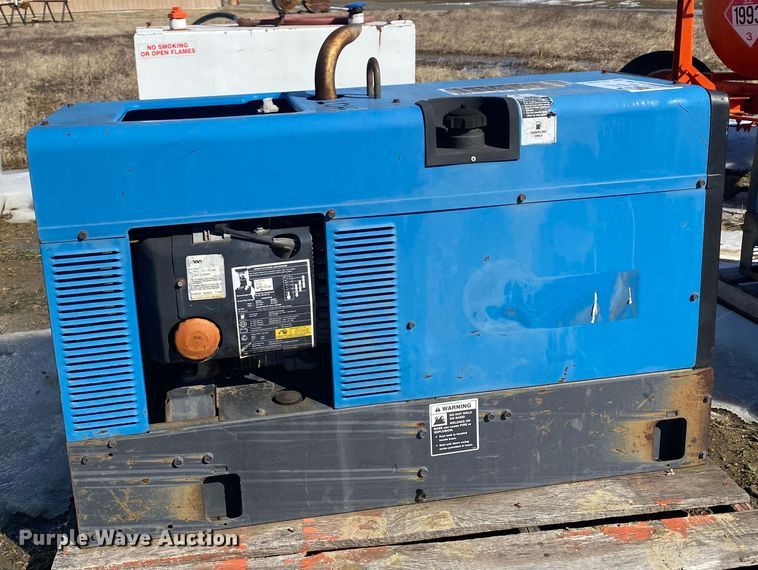 image for item DL6957 Miller Bobcat 225  welder