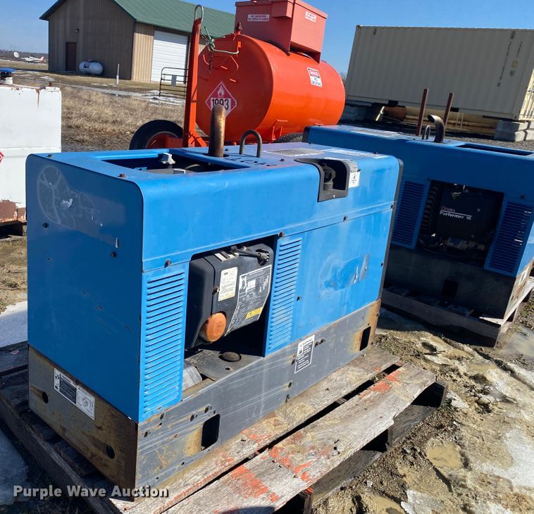 image for item DL6957 Miller Bobcat 225  welder