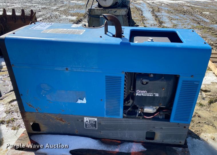 image for item DL6957 Miller Bobcat 225  welder