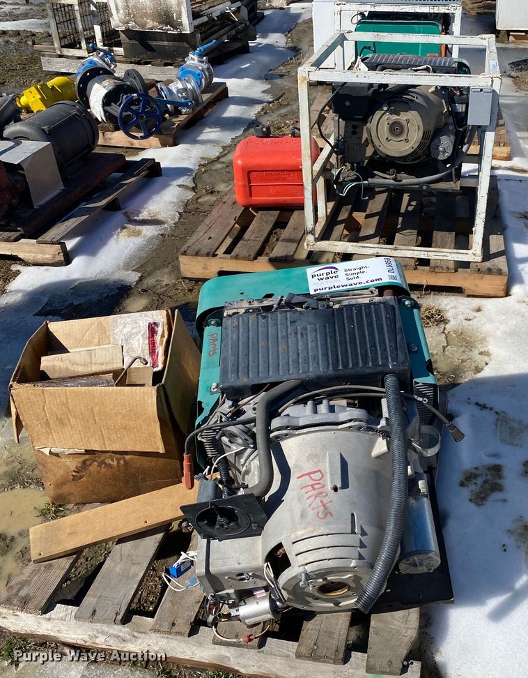 image for item DL6959 Onan 4000  generator