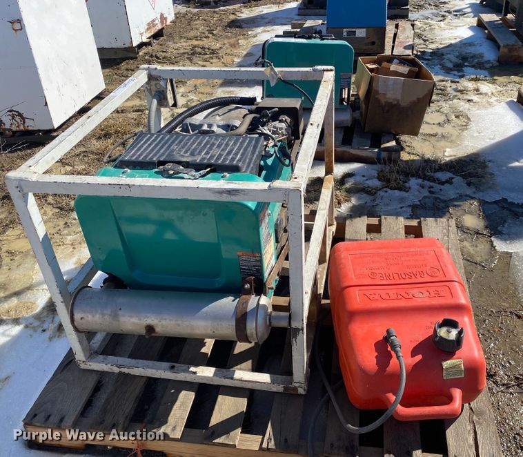 image for item DL6959 Onan 4000  generator