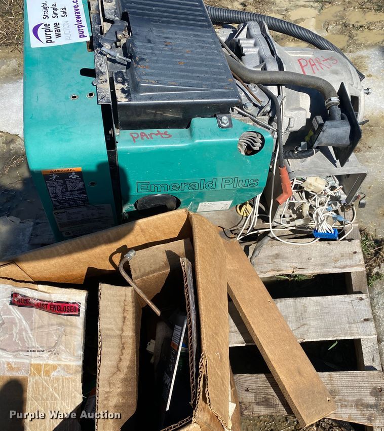 image for item DL6959 Onan 4000  generator