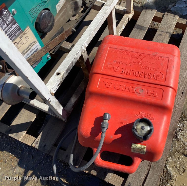 image for item DL6959 Onan 4000  generator