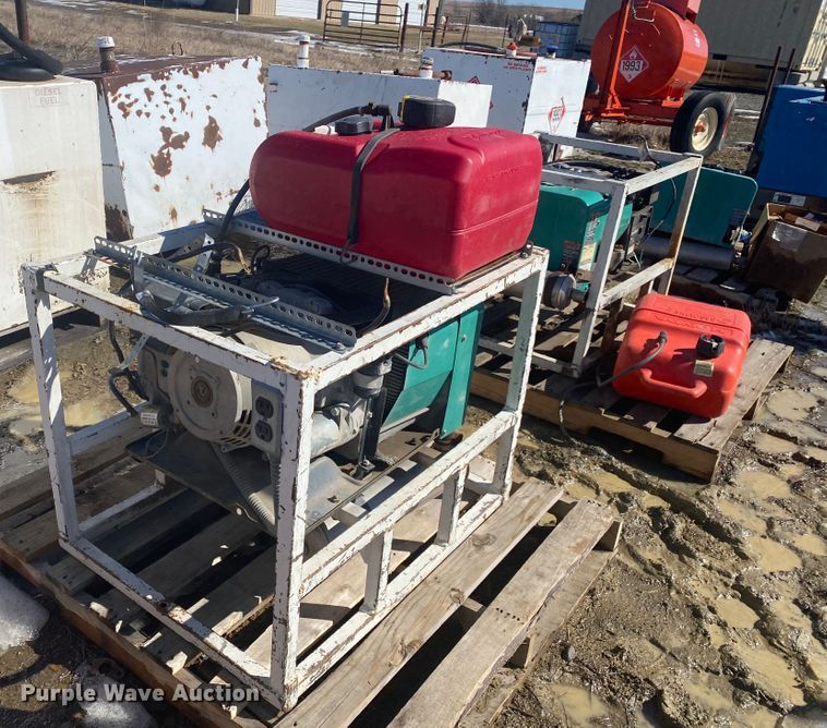 image for item DL6959 Onan 4000  generator