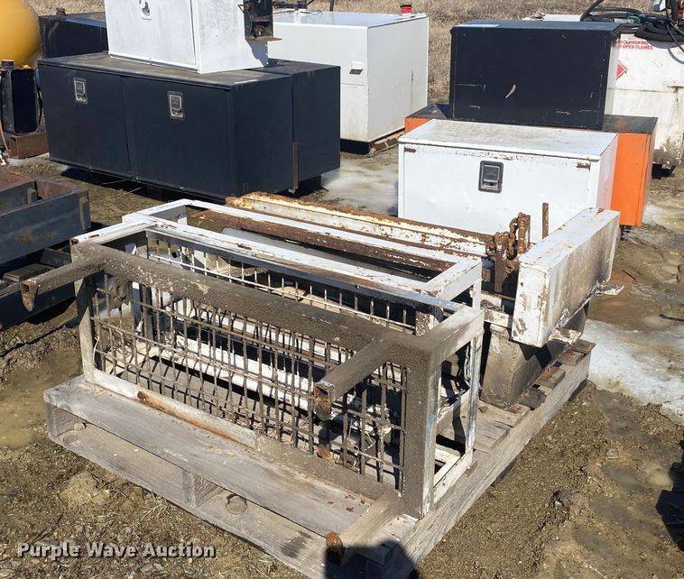 image for item DL6961 (6) toolboxes