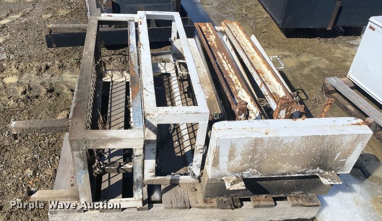 image for item DL6961 (6) toolboxes