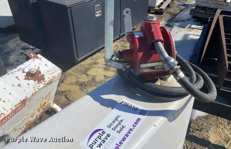 image for item DL6964 (3) fuel tanks