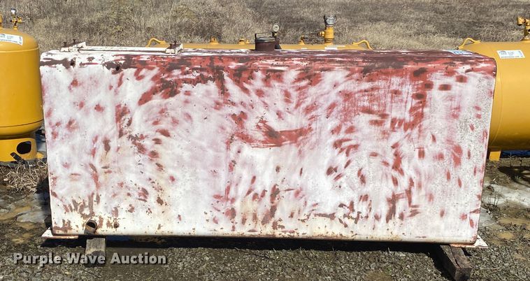 image for item DL6968 (4) tanks