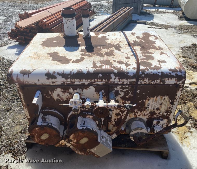 image for item DL6968 (4) tanks