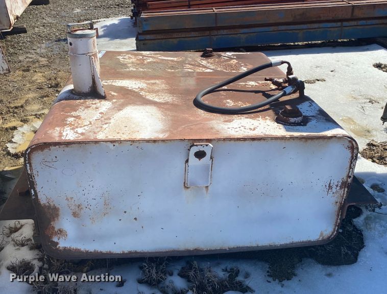 image for item DL6968 (4) tanks