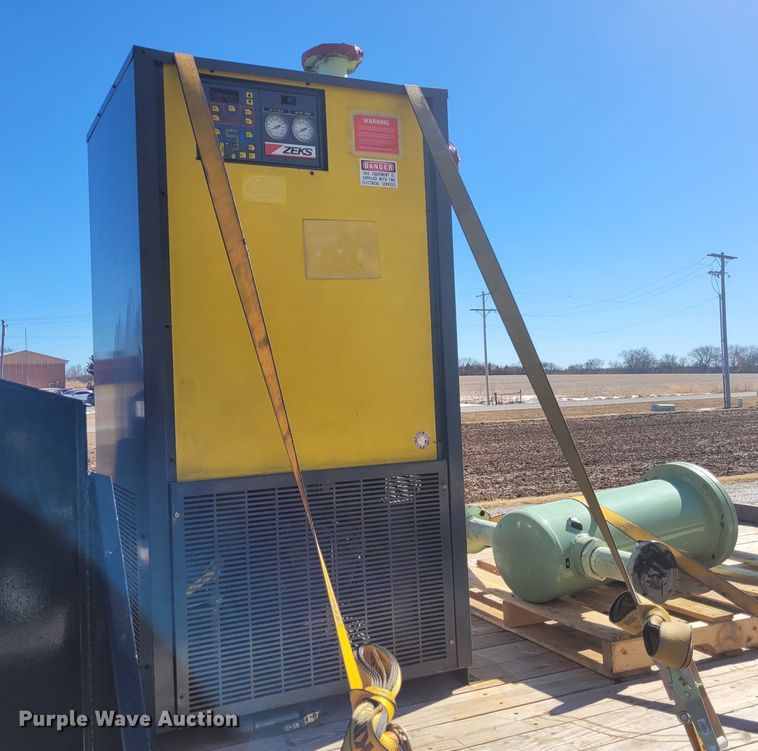 image for item DM1030 Sullair 20-100  air compressor