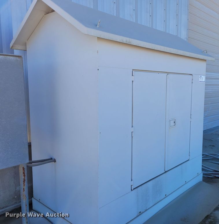 image for item DM1033 (2) Industrial Gold C1521E80V air compressors