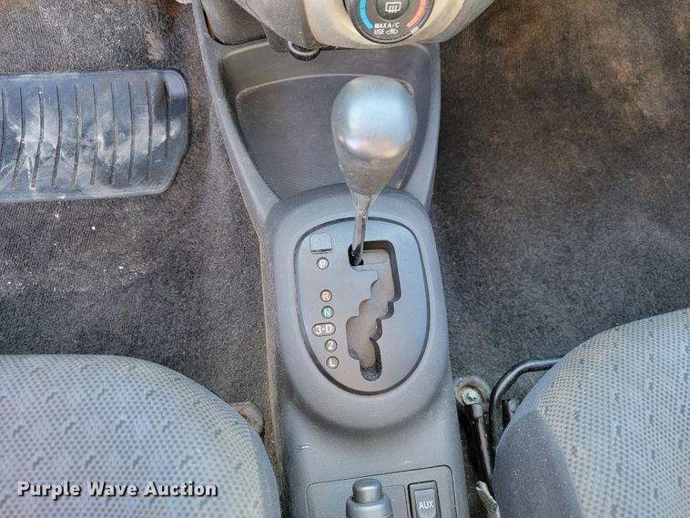 image for item DM7489 2010 Toyota Yaris