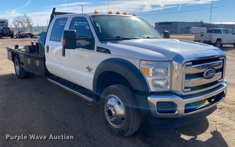image for item DM8258 2015 Ford F550 Super Duty XL  Crew Cab flatbed truck