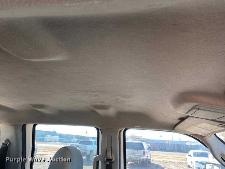 image for item DM8258 2015 Ford F550 Super Duty XL  Crew Cab flatbed truck