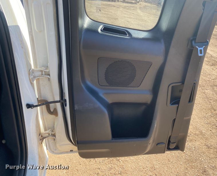 image for item DM8260 2017 Toyota Tacoma  Access Cab pickup truck