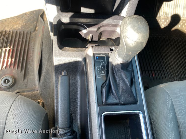 image for item DM8260 2017 Toyota Tacoma  Access Cab pickup truck