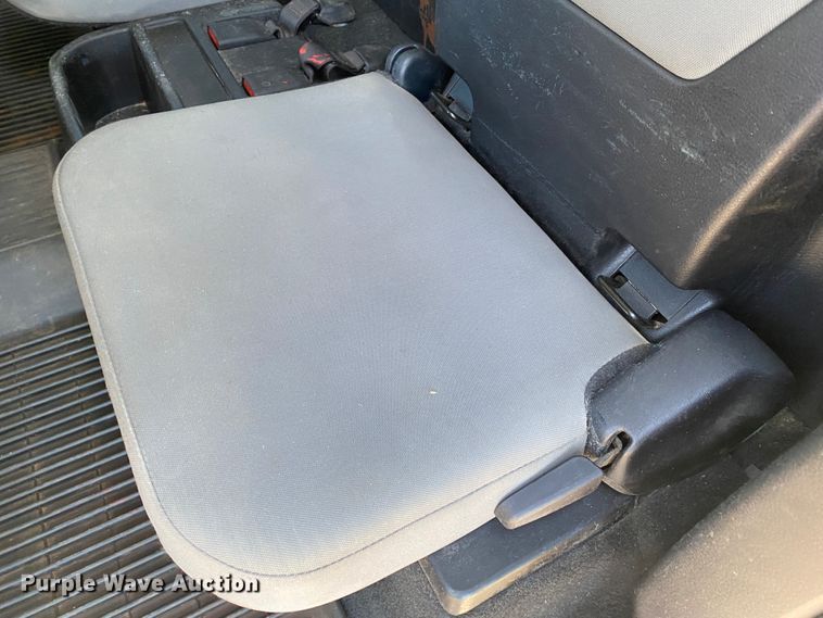 image for item DM8260 2017 Toyota Tacoma  Access Cab pickup truck