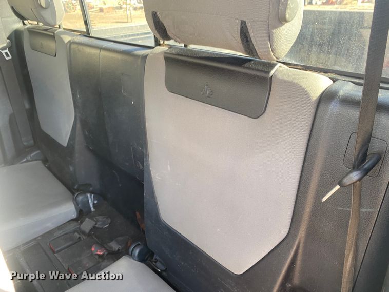 image for item DM8260 2017 Toyota Tacoma  Access Cab pickup truck