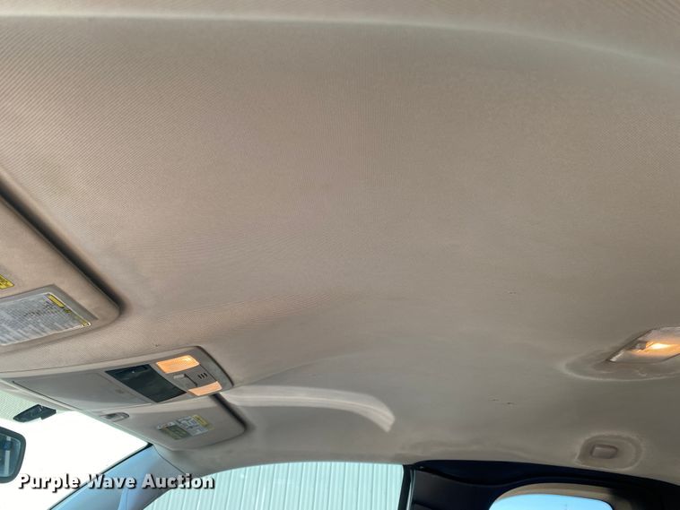 image for item DM8260 2017 Toyota Tacoma  Access Cab pickup truck