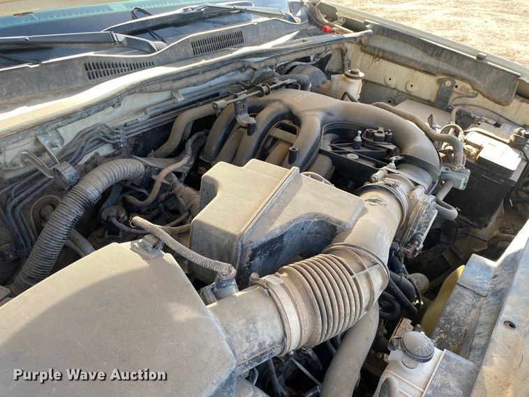 image for item DM8260 2017 Toyota Tacoma  Access Cab pickup truck