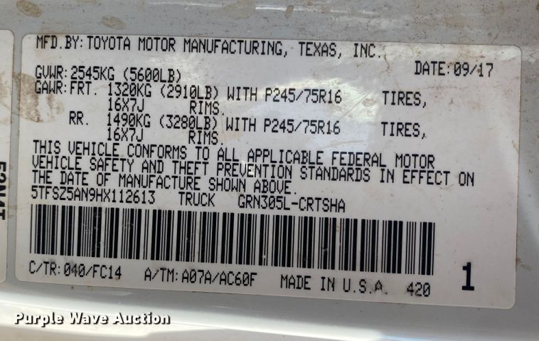 image for item DM8260 2017 Toyota Tacoma  Access Cab pickup truck