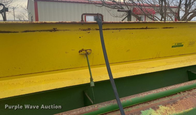 image for item DM8290 John Deere DR1610B  grain drill