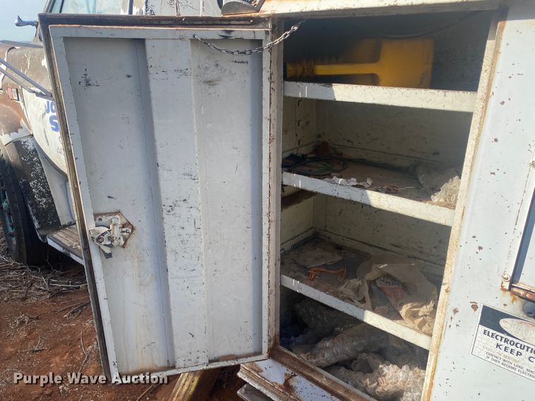 image for item DM8293 1988 GMC C6000  digger derrick truck