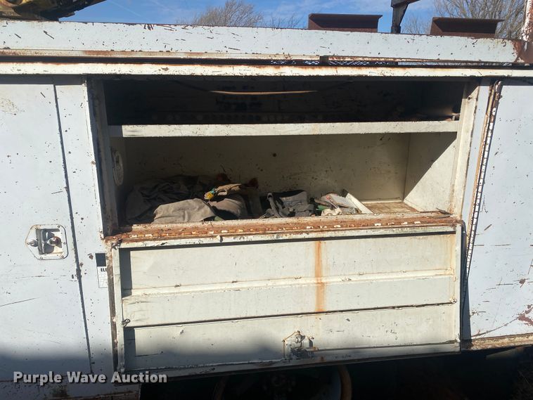 image for item DM8293 1988 GMC C6000  digger derrick truck