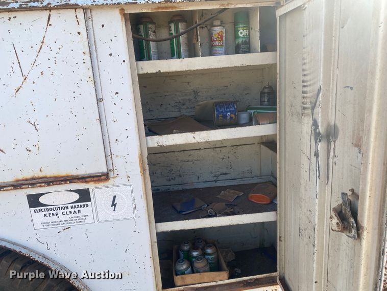 image for item DM8293 1988 GMC C6000  digger derrick truck