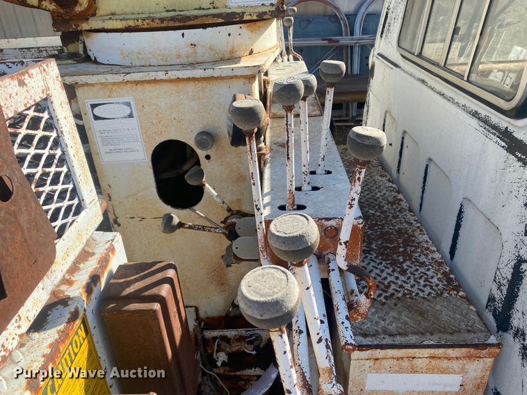 image for item DM8293 1988 GMC C6000  digger derrick truck