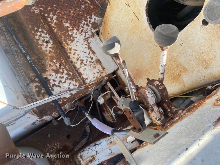 image for item DM8293 1988 GMC C6000  digger derrick truck