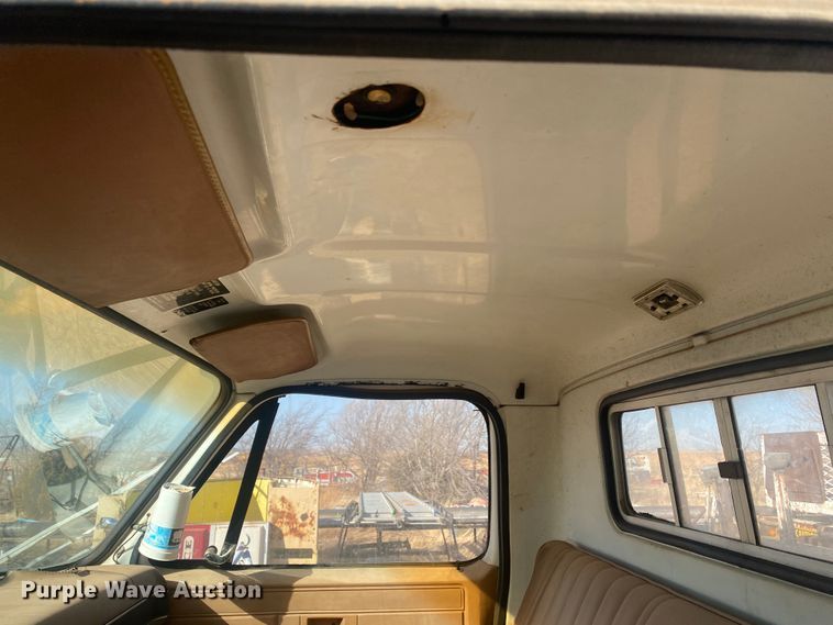 image for item DM8293 1988 GMC C6000  digger derrick truck