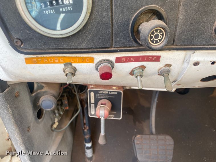 image for item DM8293 1988 GMC C6000  digger derrick truck