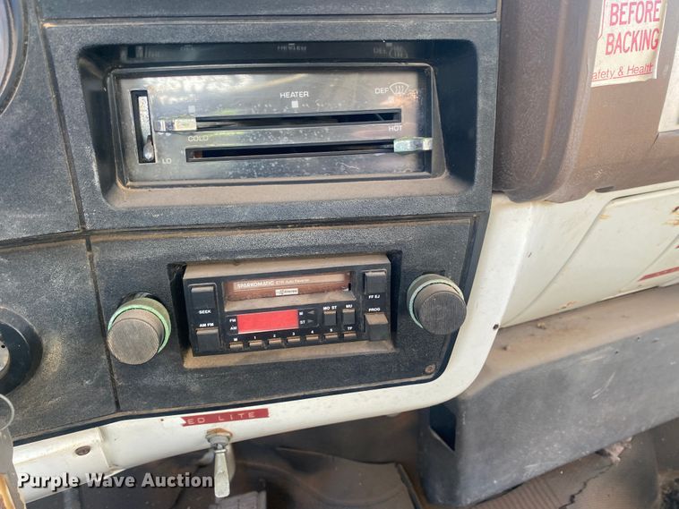 image for item DM8293 1988 GMC C6000  digger derrick truck