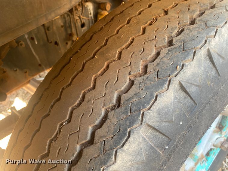 image for item DM8293 1988 GMC C6000  digger derrick truck