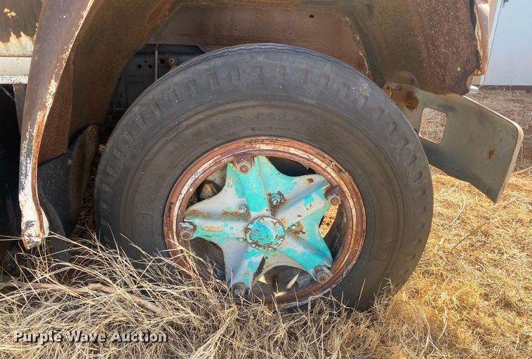 image for item DM8293 1988 GMC C6000  digger derrick truck