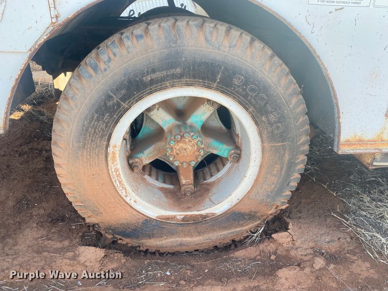 image for item DM8293 1988 GMC C6000  digger derrick truck