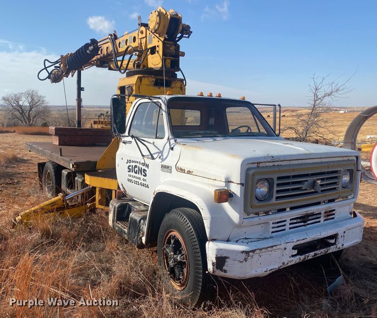 image for item DM8294 1975 GMC 6500  digger derrick truck