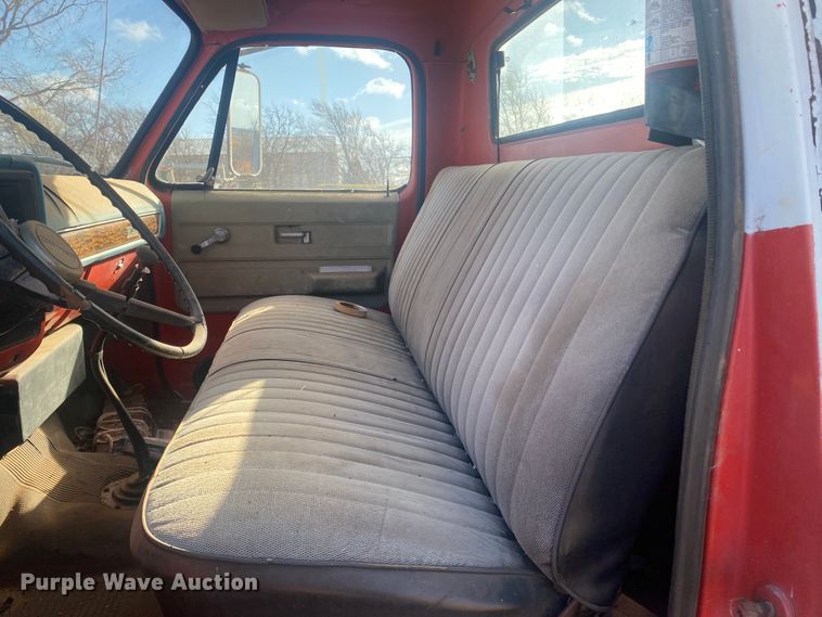 image for item DM8294 1975 GMC 6500  digger derrick truck