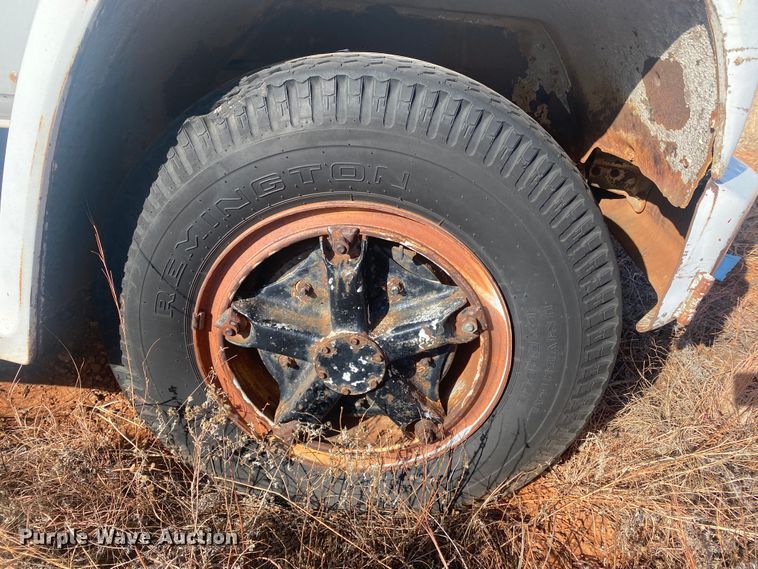 image for item DM8294 1975 GMC 6500  digger derrick truck