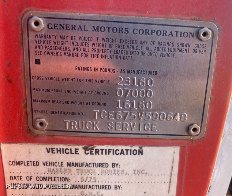 image for item DM8294 1975 GMC 6500  digger derrick truck