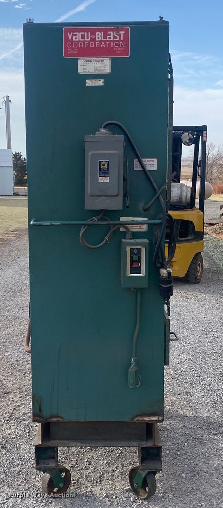 image for item DM8295 VacuBlast MK11P media blast cabinet